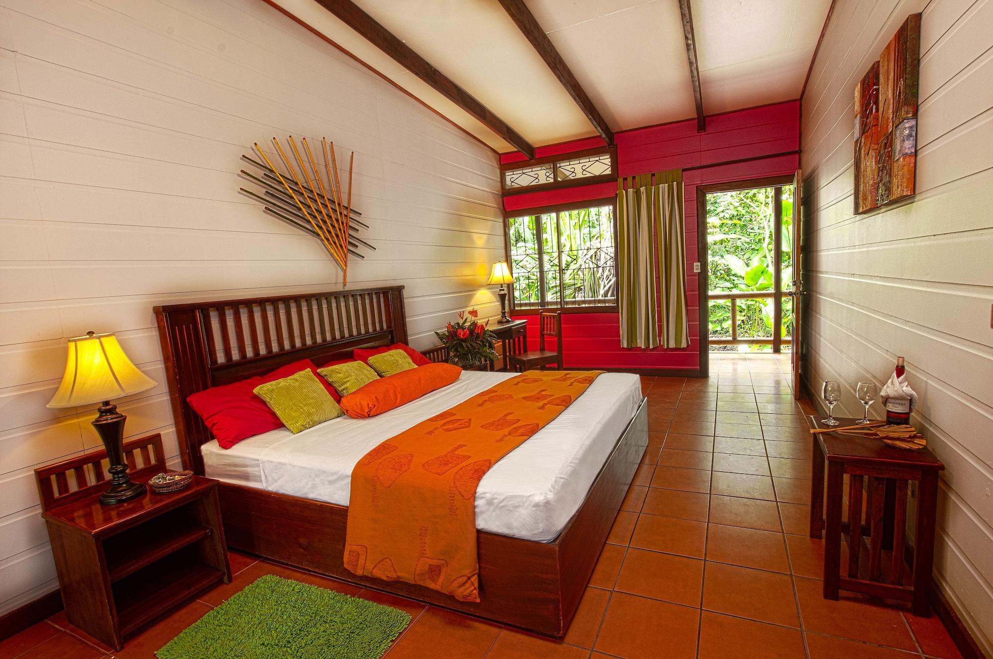 Pachira Lodge Тортугеро Экстерьер фото