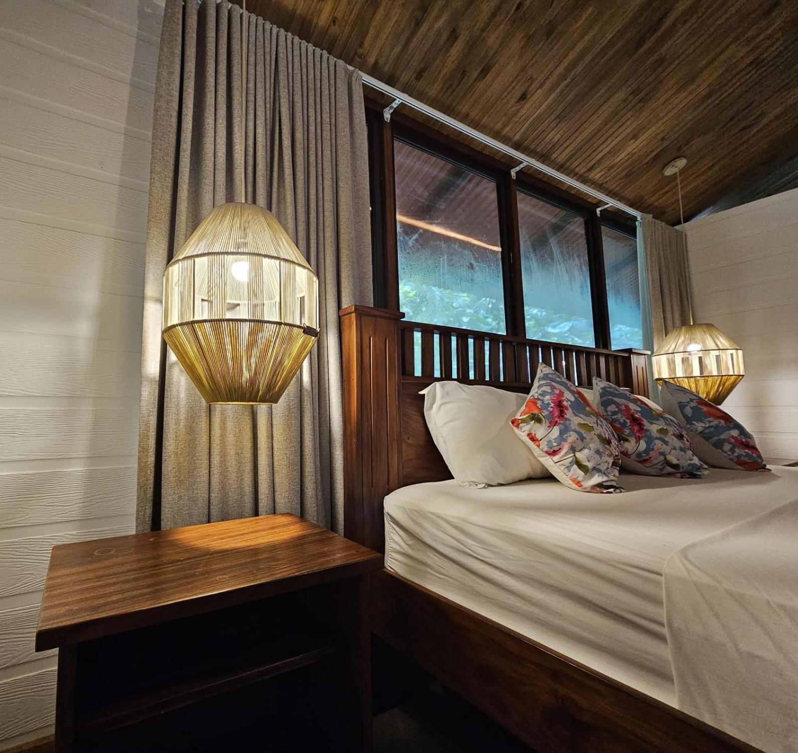 Pachira Lodge Тортугеро Экстерьер фото
