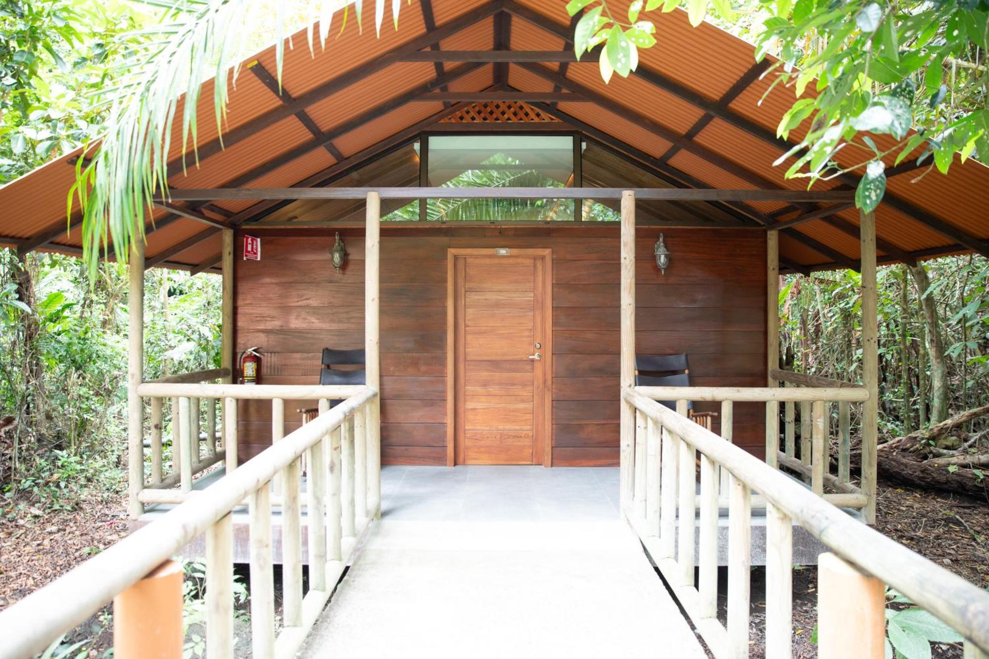 Pachira Lodge Тортугеро Экстерьер фото